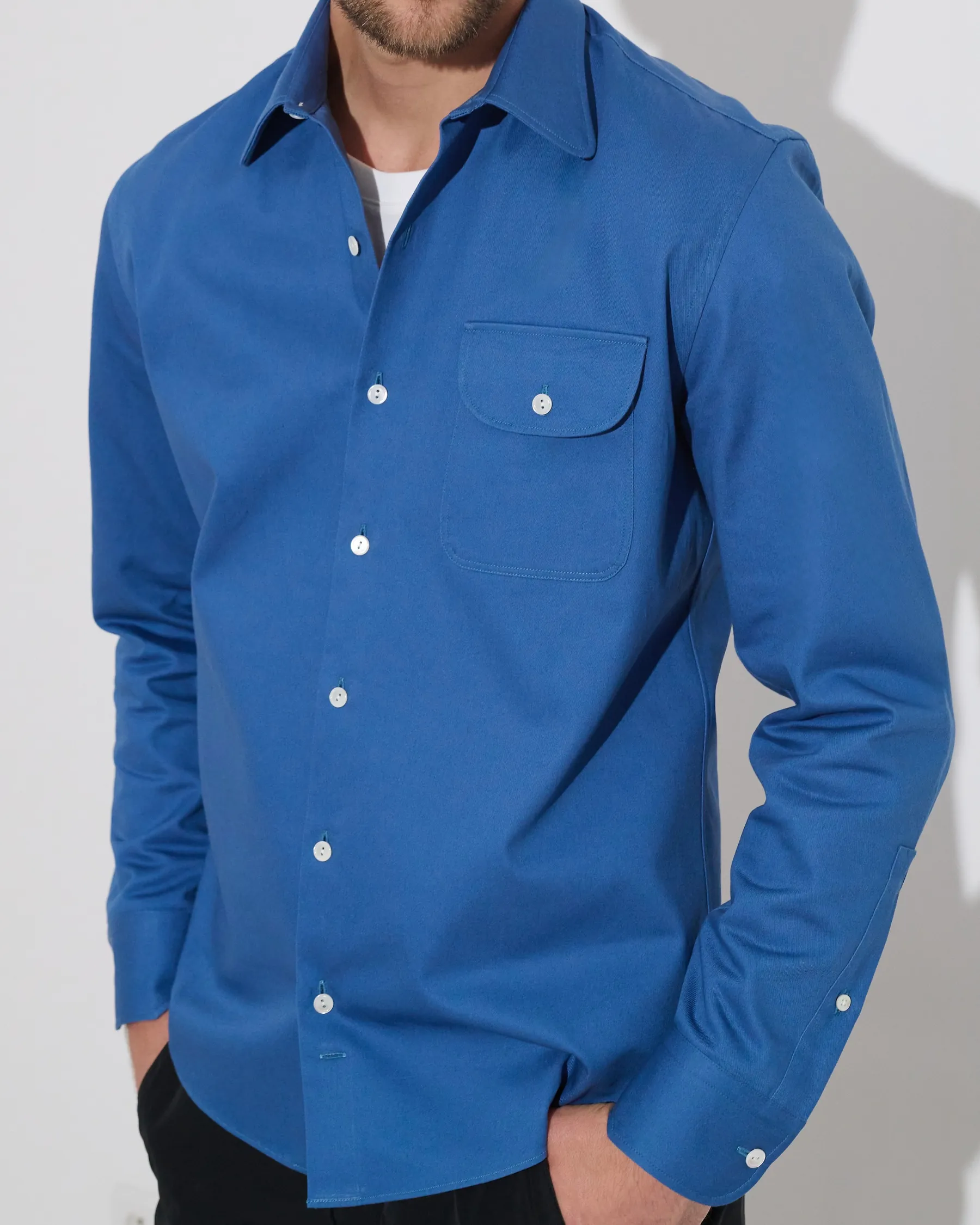 HELLENICE-02__worker-blue-7